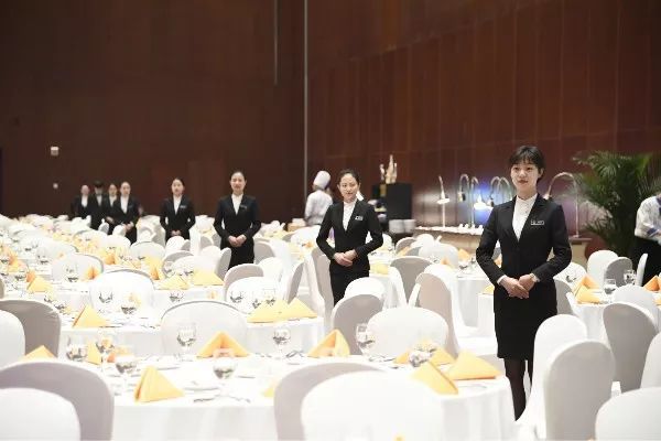 傾情抒寫中國會(huì)展業(yè)的華麗篇章——國家會(huì)議中心會(huì)議服務(wù)案例